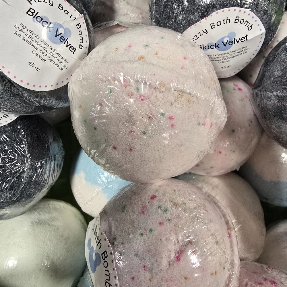 Confetti Bathbombs - Picture 3 of 4